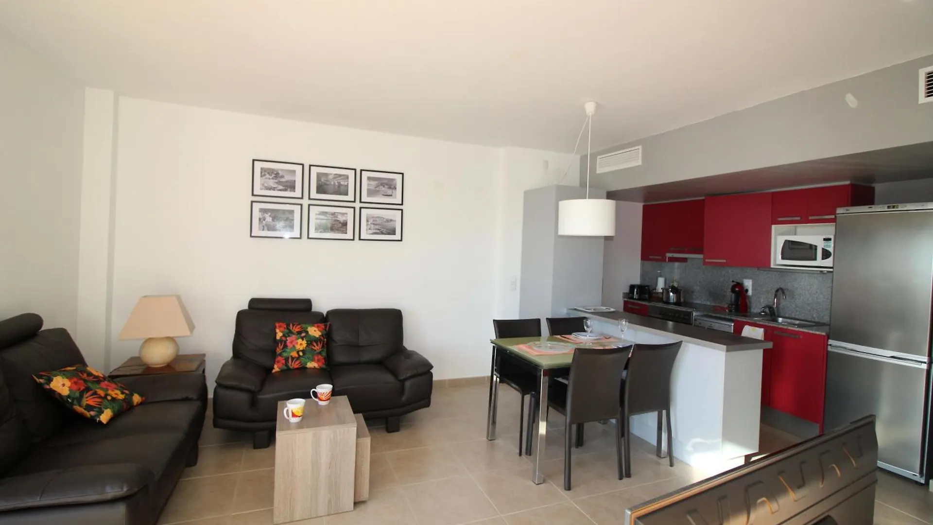 Global Immo 3248 Les Marines Apartment Roses Spain